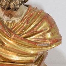 Hand carved wooden reliquary bust of a Saint, Italy circa 1650-1750