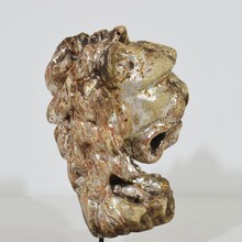 Carved and silvered wooden lion head, Italy circa 1650-1750