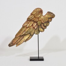 Carved wooden wing of a baroque angel, Italy circa 1750