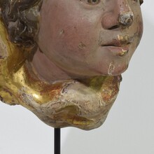 Carved wooden baroque angel head ornament, Italy circa 1650-1750