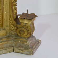 Baroque carved giltwood altar shrine, Italy circa 1750