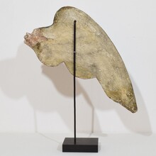 Large carved wooden wing of a baroque angel, Italy circa 1750