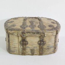 Bentwood travel box or chest, Sweden circa 1750-1850