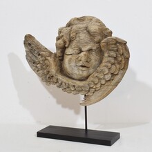 baroque carved oak angel head on wings, France circa 1650-1750