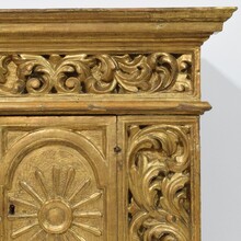 Carved giltwood baroque tabernacle with sunburst, Italy circa 1750
