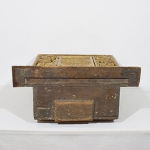 Carved giltwood baroque tabernacle with sunburst, Italy circa 1750