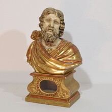 Hand carved wooden reliquary bust of a Saint, Italy circa 1650-1750