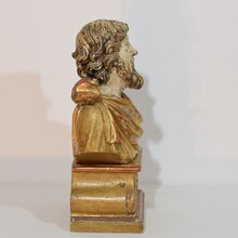 Hand carved wooden reliquary bust of a Saint, Italy circa 1650-1750