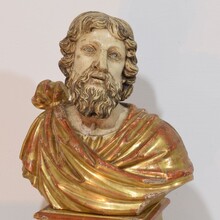 Hand carved wooden reliquary bust of a Saint, Italy circa 1650-1750