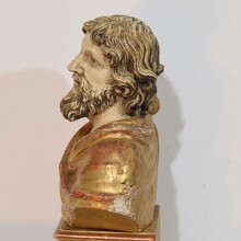 Hand carved wooden reliquary bust of a Saint, Italy circa 1650-1750