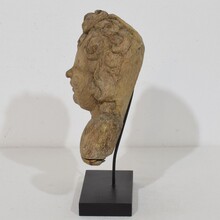 Baroque carved oak angel head on wings, France circa 1650-1700