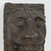 Carved wooden lion head, France circa 1650-1750