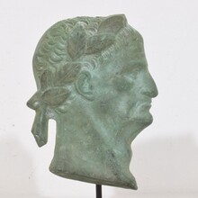 Bronze grand tour bust representing a roman emperor, Italy circa 1750-1850