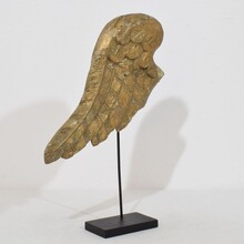 Carved wooden wing of a baroque angel, Italy circa 1750