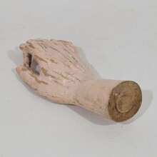 Hand carved wooden baroque hand of a Santos/Saint, Italy circa 1750