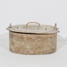 Folk art bentwood box, sweden circa 1750