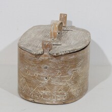 Folk art bentwood box, sweden circa 1750