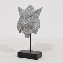 Zinc mythical lion-wolf head fragment, France circa 1850-1900