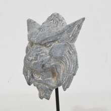 Zinc mythical lion-wolf head fragment, France circa 1850-1900