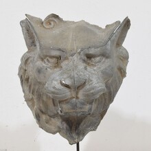 Zinc mythical lion- wolf head fragment, France circa 1850-1900