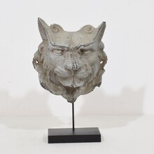 Zinc mythical lion wolf head fragment, France circa 1850-1900