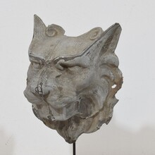 Zinc mythical lion wolf head fragment, France circa 1850-1900