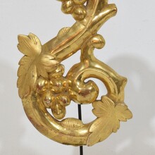 Hand carved giltwood baroque style curl ornament, Italy circa 1850