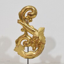 Hand carved giltwood baroque style ornament, Italy circa 1850