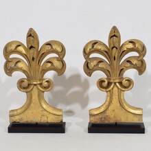 Pair hand carved giltwood gothic style ornaments/ fragments, Italy circa 1850