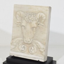 Baroque hand carved marble ram head panel, Italy circa 1750