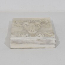 Baroque hand carved marble ram head panel, Italy circa 1750