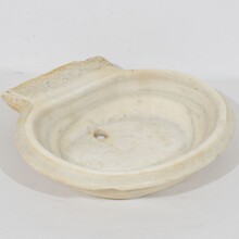 Hand carved white marble water basin, Italy circa 1750-1800