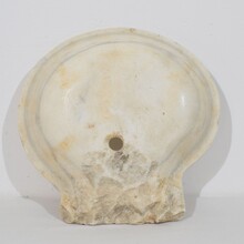 Hand carved white marble water basin, Italy circa 1750-1800