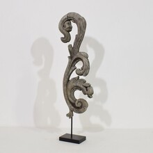 Hand carved oak curl ornament, France circa 1650-1750