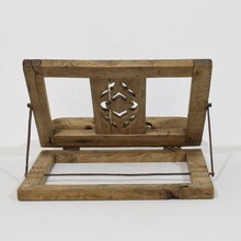 Carved wooden folding lectern in gothic style, France circa 1600-1700