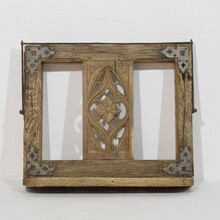 Carved wooden folding lectern in gothic style, France circa 1600-1700
