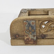 Carved wooden folding lectern in gothic style, France circa 1600-1700