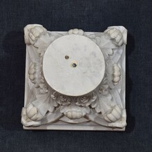 Carved white marble neoclassical capital, France circa 1780-1820