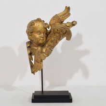 Hand carved baroque winged angel head, Italy circa 1750