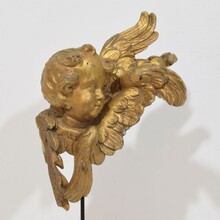 Hand carved baroque winged angel head, Italy circa 1750