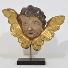 Hand carved baroque winged angel head, France circa 1750