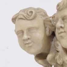 Carved white marble winged angel heads ornaments, Italy circa 1650-1750