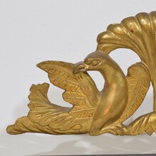 Carved giltwood neo classical ornament with birds, Italy circa 1780-1820