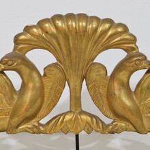 Carved giltwood neo classical ornament with birds, Italy circa 1780-1820