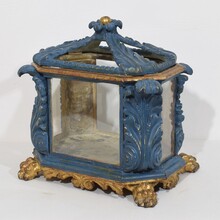 Baroque carved wooden reliquary shrine, Italy circa 1750