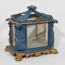 Baroque carved wooden reliquary shrine, Italy circa 1750