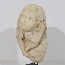 Baroque marble winged angel head, Italy circa 1750