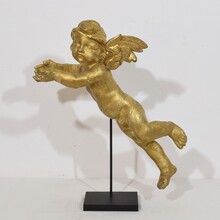 Carved giltwood baroque angel, Italy circa 1750-1800