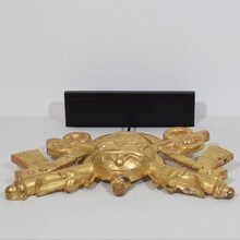 Hand carved giltwood Papel coat of arms, Italy circa 1750