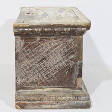 Neoclassical silvered carved wooden pedestal, Italy circa 1780